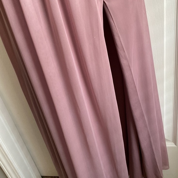 David's Bridal Rose Gold Metallic Open-Back Lace Long Bridesmaid Dress Size 8 - Picture 12 of 14